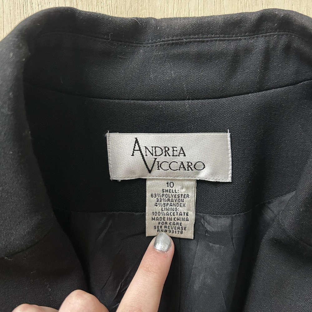 Andrea Viccaro Blazer Jacket Womens 10 Black Stretch Two Button Lined Career - Picture 2 of 7